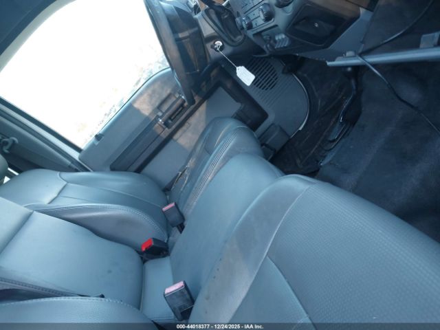 Ford F-250 Xl Image 6