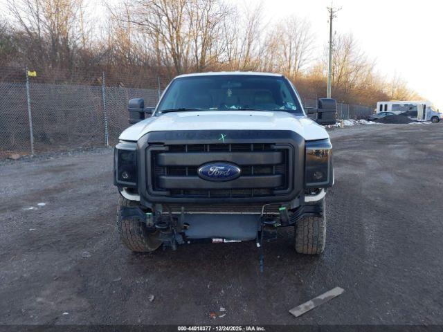 Ford F-250 Xl Image 14