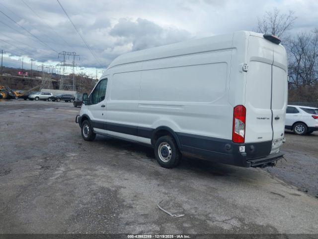 Ford Transit Image 3