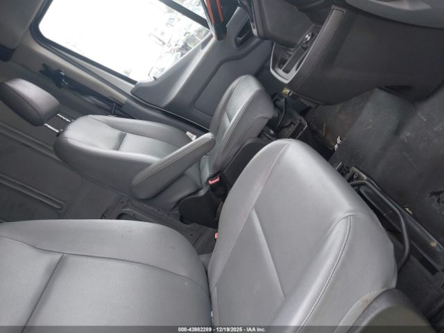 Ford Transit Image 5
