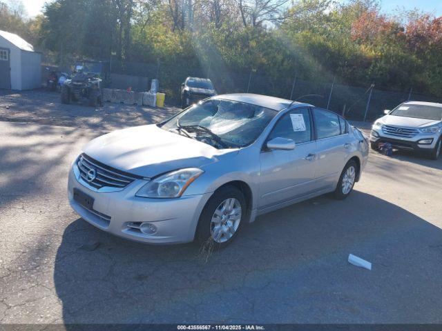 Nissan Altima 2.5 S Image 3