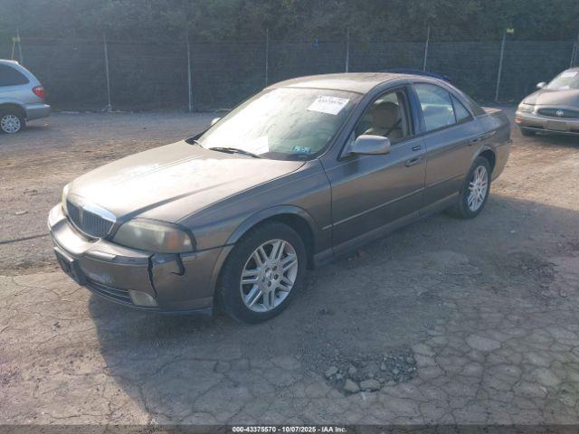 Lincoln LS V8 Image 7