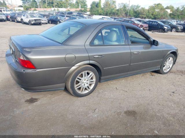 Lincoln LS V8 Image 9