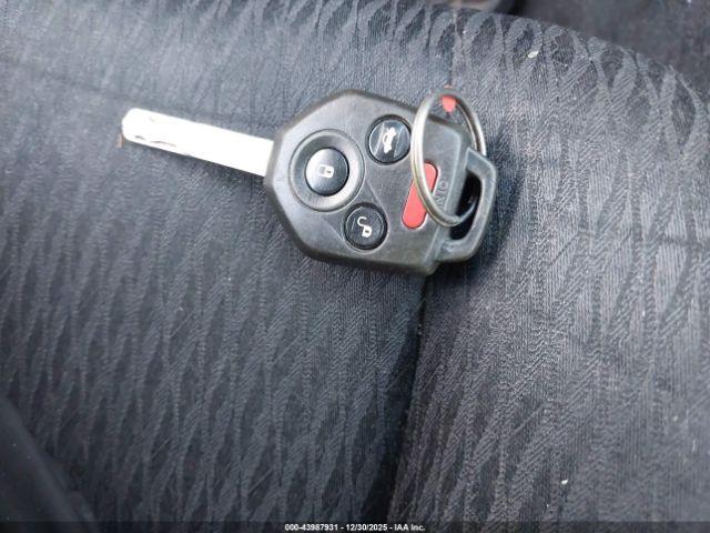 Subaru Legacy 2.5i Image 10