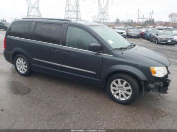 Salvage Chrysler Town & Country