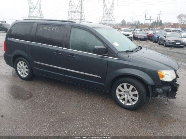  Salvage Chrysler Town & Country
