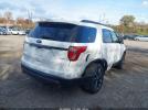 Ford Explorer Xlt Image 14