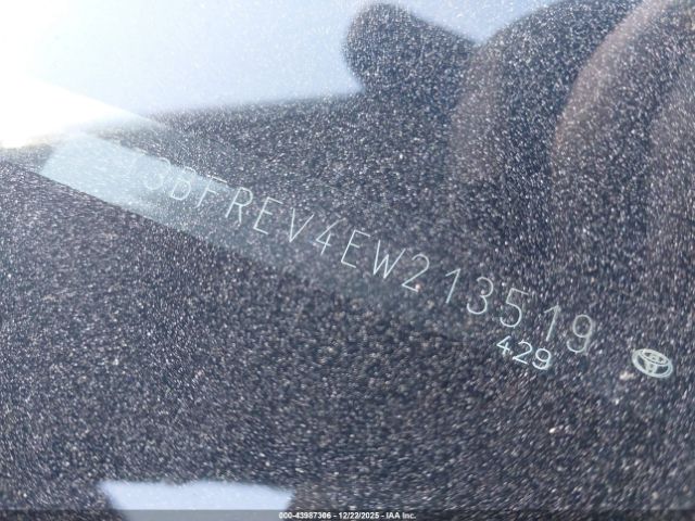 Toyota RAV4 Le Image 13