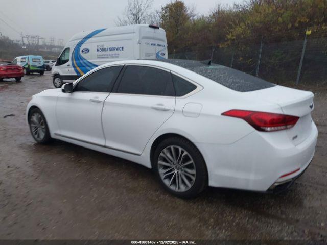 Hyundai Genesis 3.8 Image 2