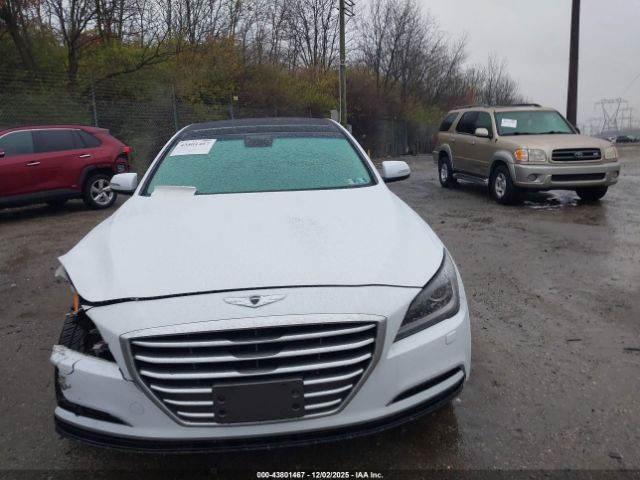 Hyundai Genesis 3.8 Image 13