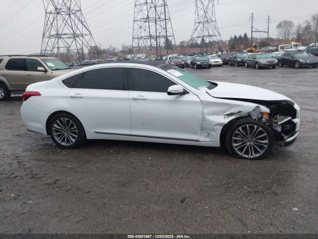 Hyundai Genesis 3.8 Image 8