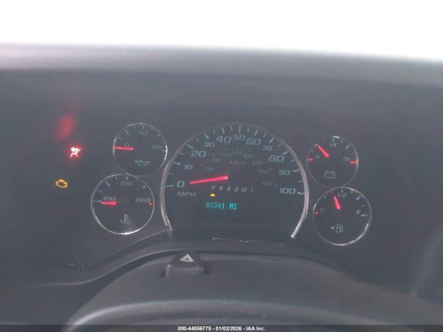 GMC Savana Work Van Image 16