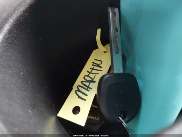 GMC Savana Work Van Image 2