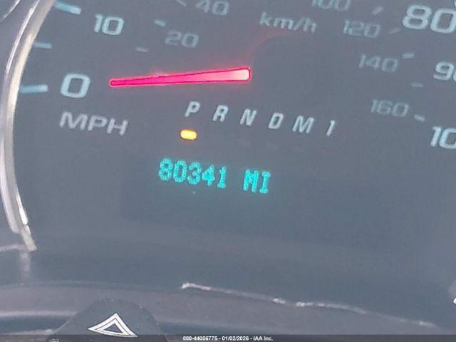 GMC Savana Work Van Image 5