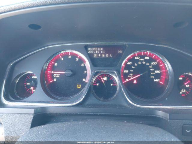 GMC Acadia Denali Image 10