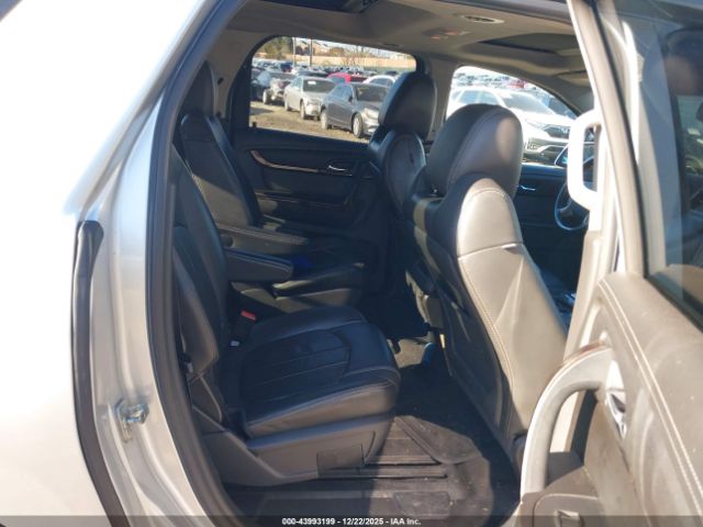 GMC Acadia Denali Image 9