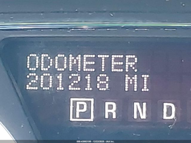 GMC Acadia Denali Image 5