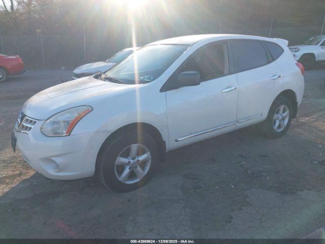 Nissan Rogue S Image 3