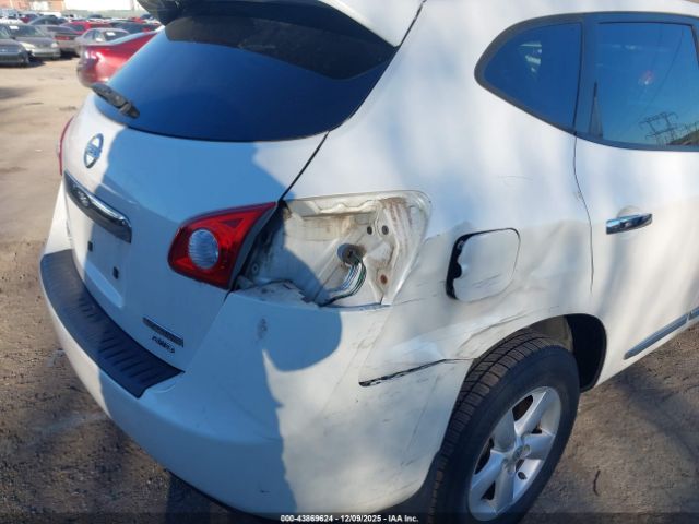 Nissan Rogue S Image 4