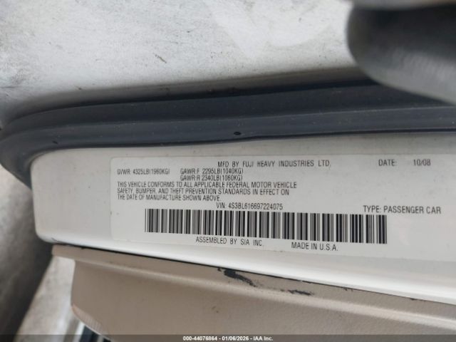 Subaru Legacy 2.5i Image 4