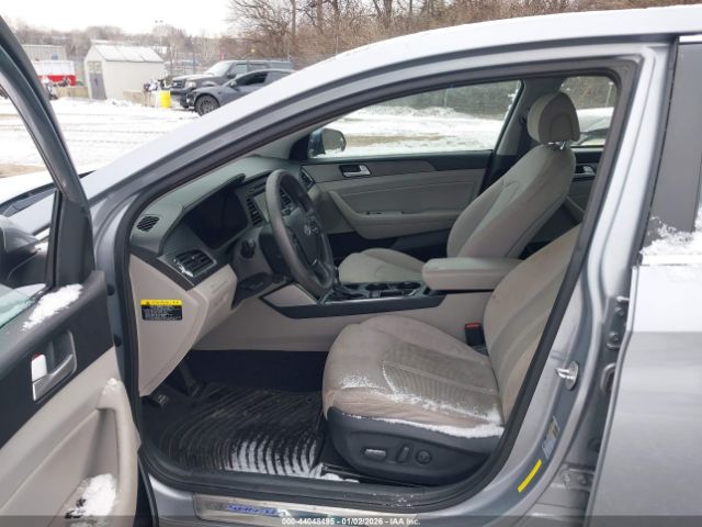 Hyundai SONATA Sport Image 6