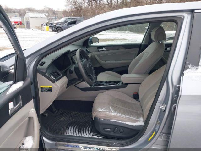 Hyundai SONATA Sport Image 6