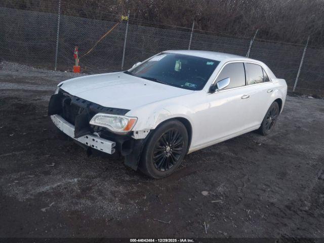 Chrysler 300c Awd Image 4