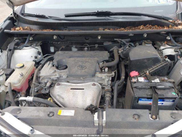 Toyota RAV4 Limited Image 15