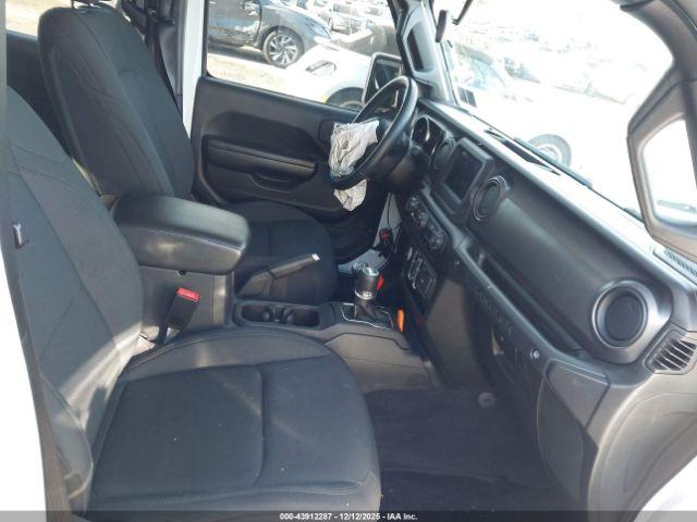 Jeep Wrangler Sport S 4x4 Image 8