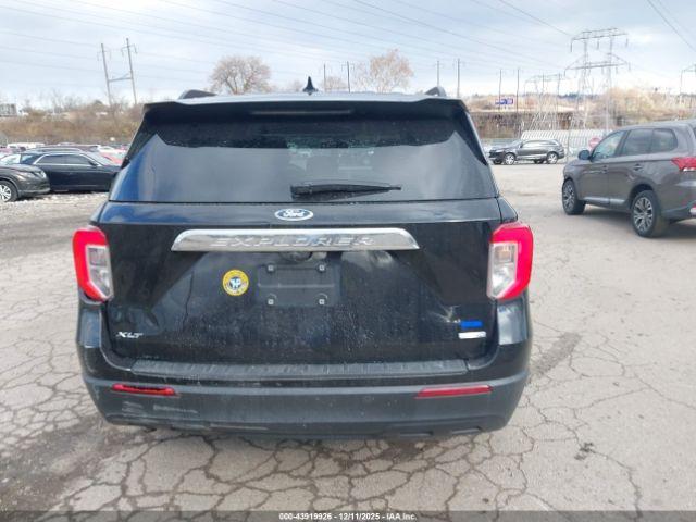 Ford Explorer Xlt Image 5