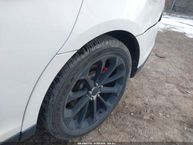 Ford Taurus Limited Image 11