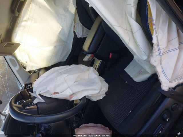 Toyota 4Runner Trail Image 17