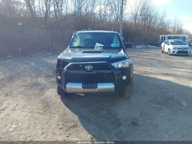 Toyota 4Runner Trail Image 11