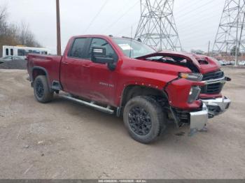  Salvage Chevrolet Silverado 2500