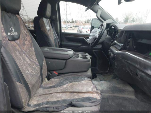 Chevrolet Silverado 2500 4wd  Standard Bed Lt Image 2
