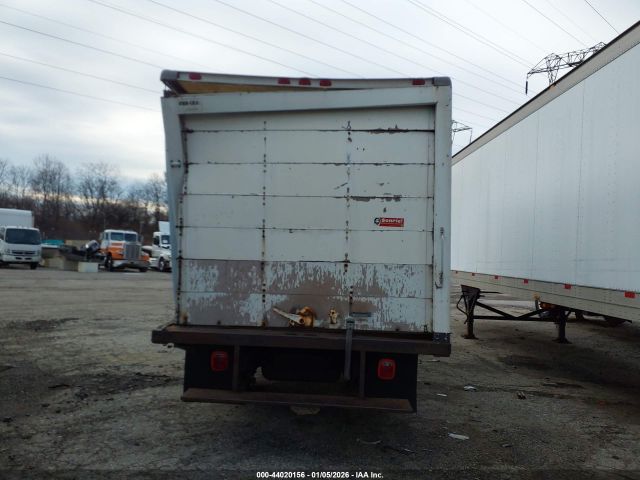 Ford E-350 Standard Image 13