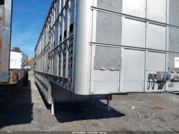  Salvage M H Eby Trailers Livestock