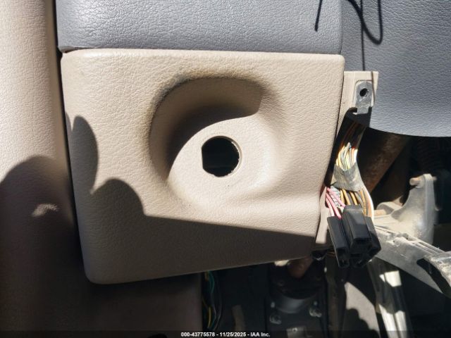 Freightliner Cascadia 125 Image 12