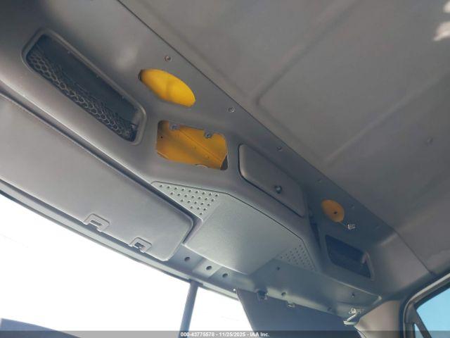 Freightliner Cascadia 125 Image 17