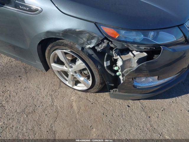 Chevrolet Volt Image 5