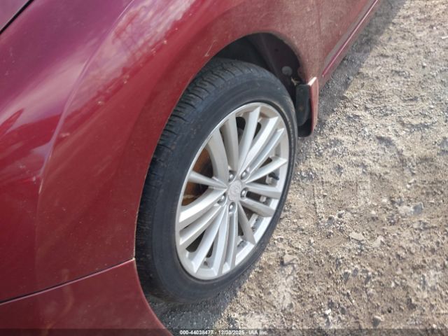 Subaru Impreza 2.0i Premium Image 12