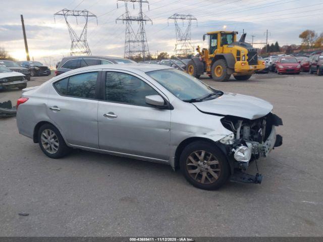 Nissan Versa 1.6 Sv Image 12