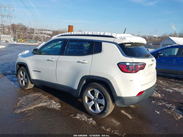 Jeep Compass Latitude Fwd Image 13